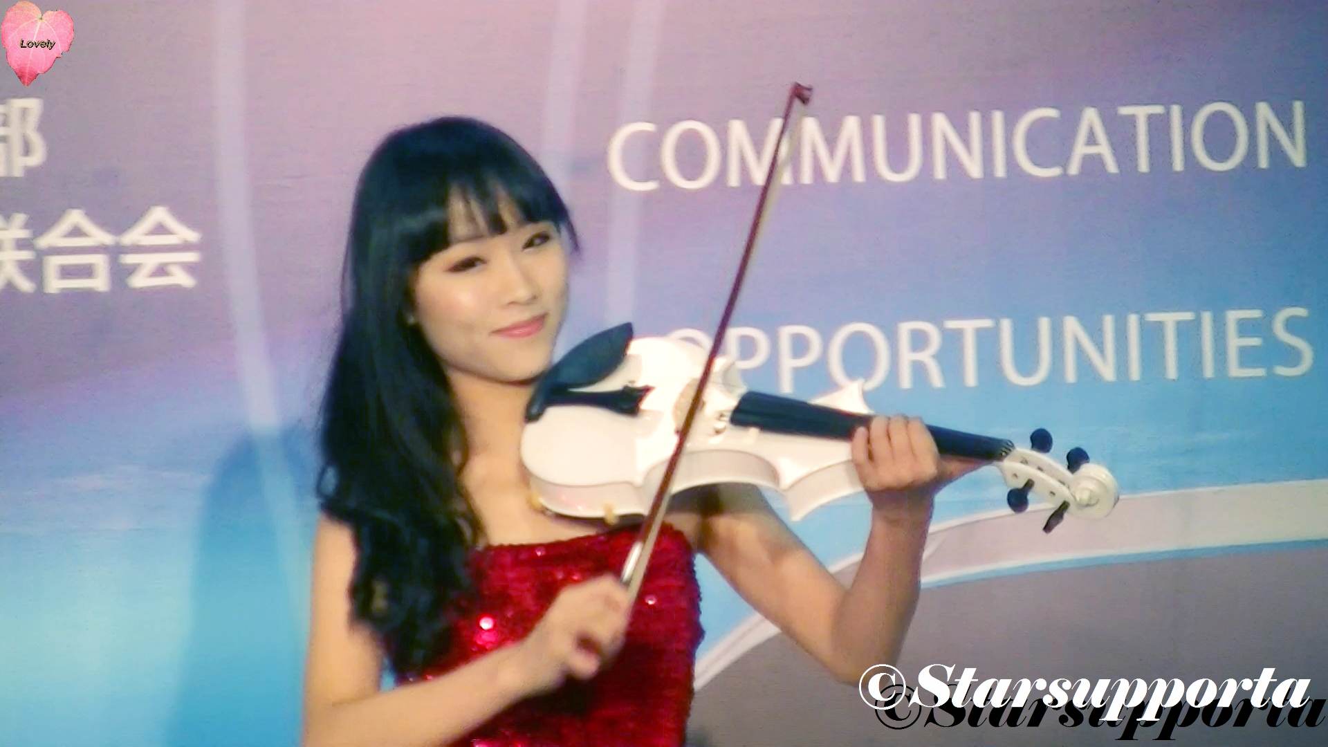 20121026 第二屆中國(澳門)國際汽車博覽會 - 主舞台: 小提琴演奏 @ 澳門斯尼斯人